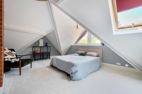5 Brunswick Hill, Reading, RG1 7YT