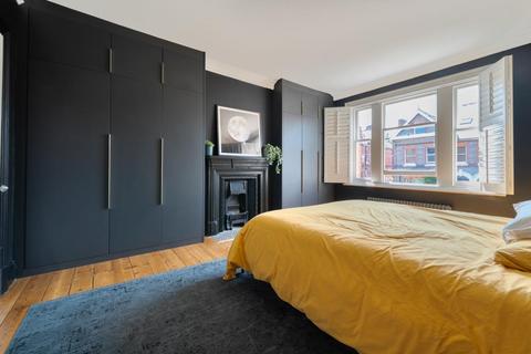 5 Brunswick Hill, Reading, RG1 7YT