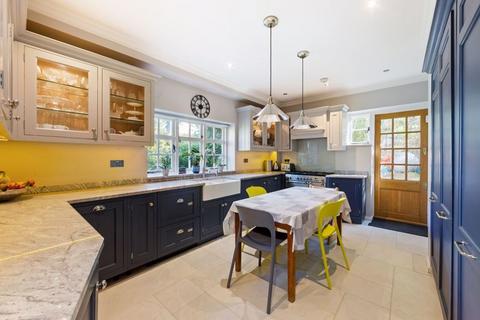 4 bedroom semi-detached house for sale, Hill Close, Hampstead Garden Suburb, NW11