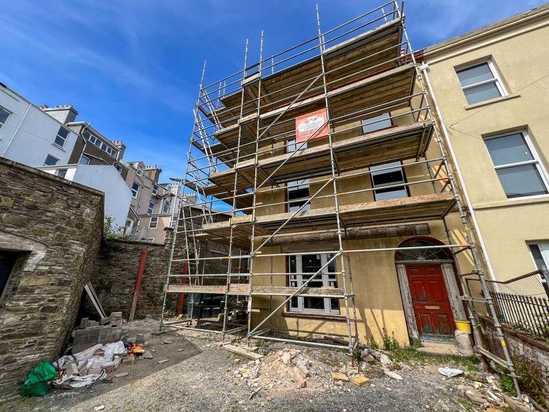 11 Harris Terrace,