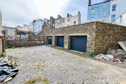 undefined, 11 Harris Terrace, Douglas