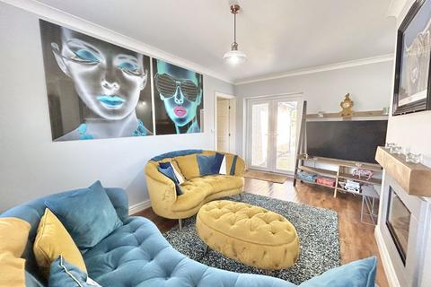 18 Cae Derw, Llandudno Junction, LL31 9AR