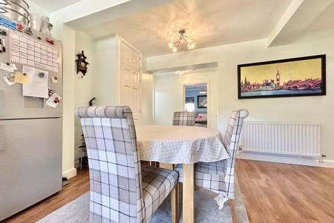 18 Cae Derw, Llandudno Junction, LL31 9AR
