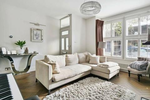 46 Thames Road, Chiswick, London, W4 3RE