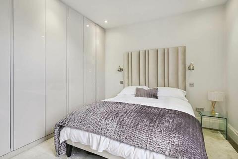46 Thames Road, Chiswick, London, W4 3RE