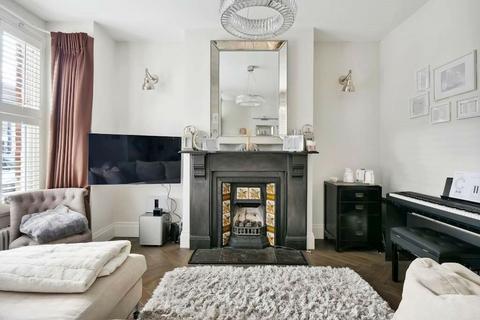 46 Thames Road, Chiswick, London, W4 3RE
