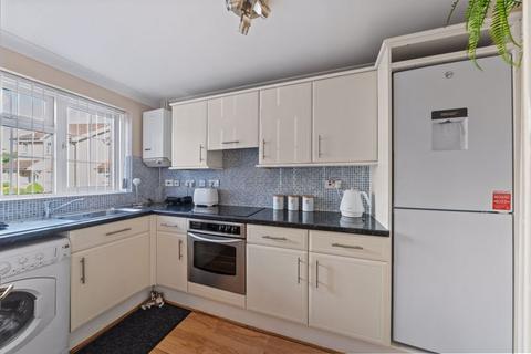 13 Chelsea Close, Worcester Park, KT4 7SF