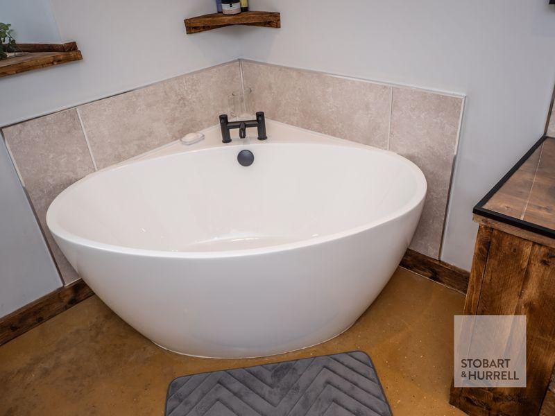 Feature Bath