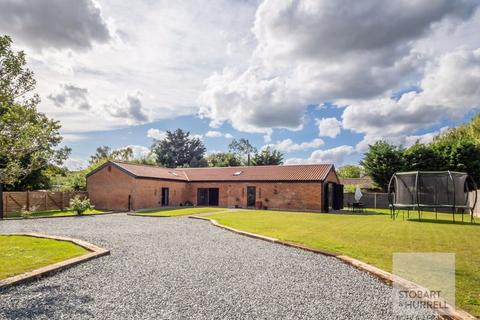 4 bedroom barn conversion for sale, Back Lane, Great Yarmouth NR29