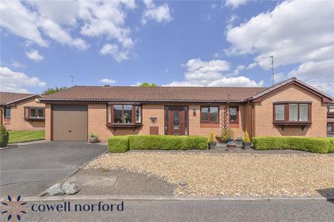 3 bedroom bungalow for sale, Upper Passmonds Grove, Rochdale OL11