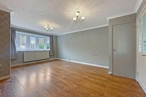 21 Burton Close, Corringham, Stanford-le-hope, SS17 7SB