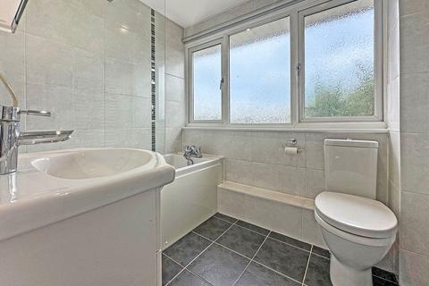 21 Burton Close, Corringham, Stanford-le-hope, SS17 7SB
