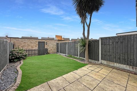 21 Burton Close, Corringham, Stanford-le-hope, SS17 7SB