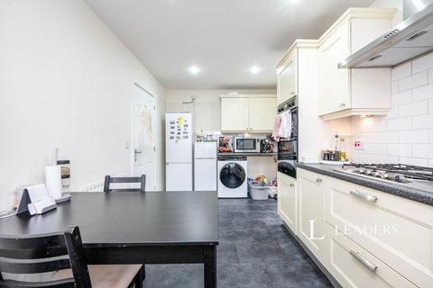 5 bedroom detached house to rent, Large 5 bedroom Home - LU4 - Close to Leagrave Station