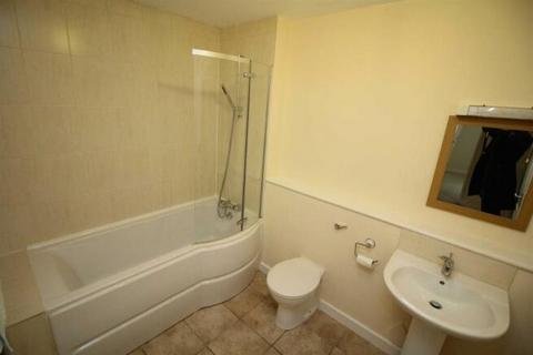 2 bedroom apartment to rent, The Sidings, Bletchley, Milton Keynes, MK2