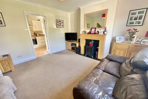 7 Collingbourne Avenue, Bournemouth, BH6 5QR