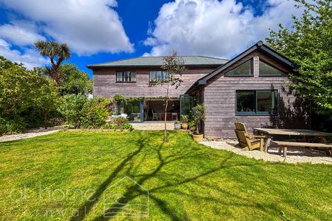 4 bedroom detached house for sale, West End, Truro TR4