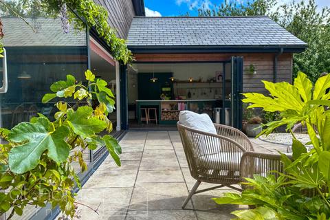 4 bedroom detached house for sale, West End, Truro TR4