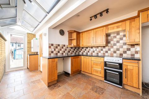 72 Nelson Road, Northfleet, Gravesend, DA11 7EF
