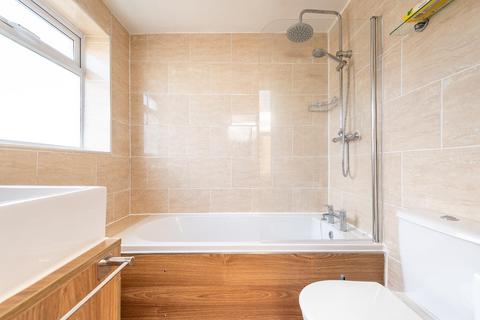 72 Nelson Road, Northfleet, Gravesend, DA11 7EF