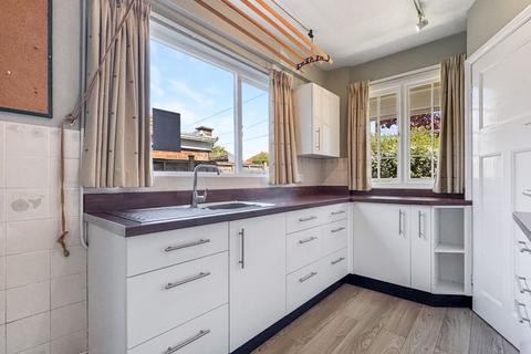 3 bedroom detached house for sale, Place Road, Cowes PO31