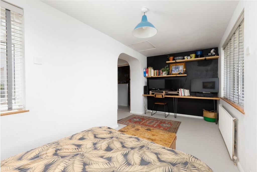 82 Fir Tree Lane, BS5-17.jpg
