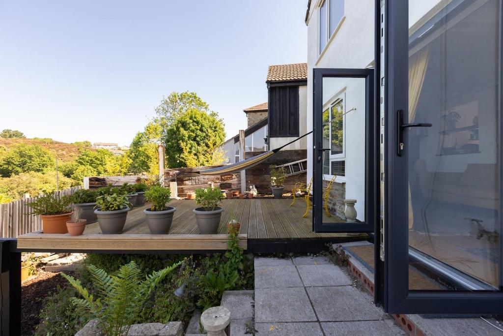 82 Fir Tree Lane, BS5-23.jpg