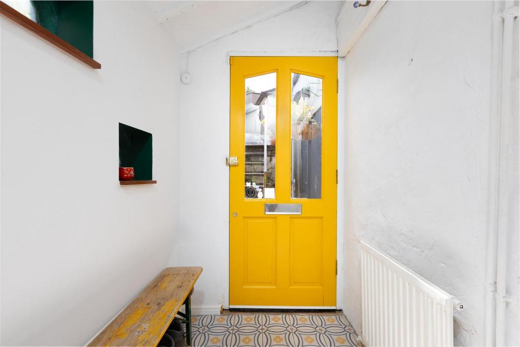 82 Fir Tree Lane, BS5-5.jpg