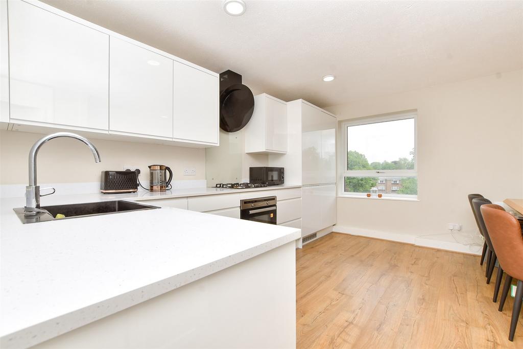 Kitchen / Living Room