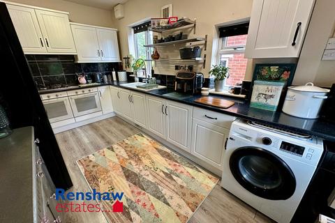 3 bedroom semi-detached house for sale, Greenwood Avenue, Ilkeston, Derbyshire