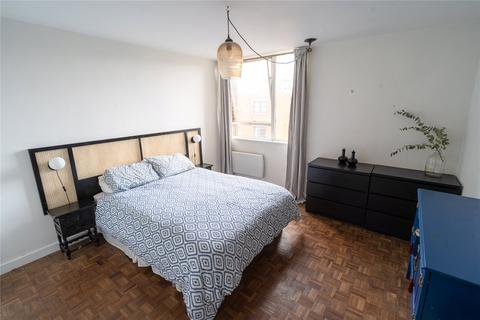 2 bedroom apartment for sale, Streatham High Road, London, SW16