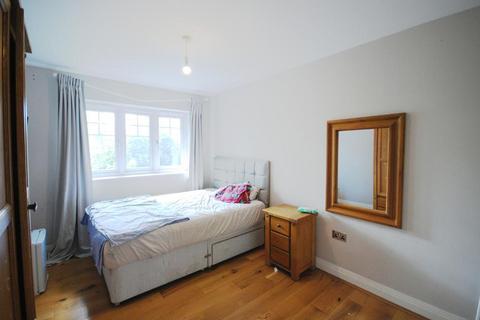 5 bedroom detached house for sale, DAISY CLOSE, LONDON, NW9 8AF