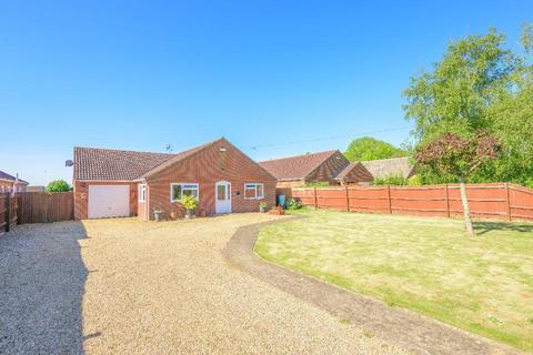 3 bedroom detached bungalow for sale, Cross Road, Sutton St Edmund, Spalding, Lincolnshire, PE12 0LS