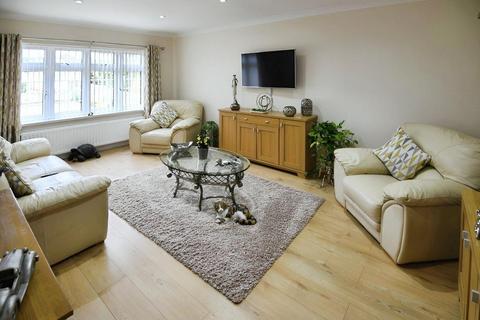 2 bedroom detached bungalow for sale, Blackbear Lane, Walsoken, Wisbech, Cambridgeshire, PE13 3SA