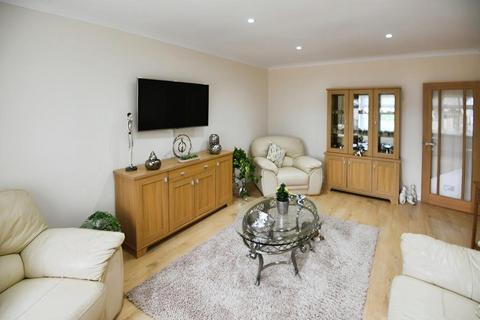 2 bedroom detached bungalow for sale, Blackbear Lane, Walsoken, Wisbech, Cambridgeshire, PE13 3SA