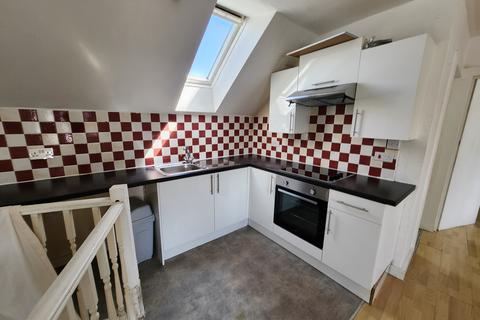 1 bedroom flat for sale, Wyndham Crescent, Cardiff CF11