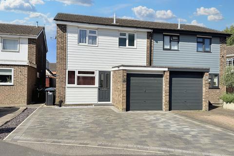 3 bedroom semi-detached house for sale, Guntons Close, Soham