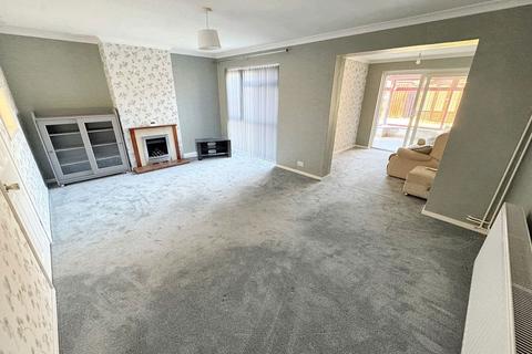 3 bedroom semi-detached house for sale, Guntons Close, Soham