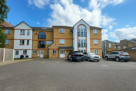 Enton Place, Hounslow TW3