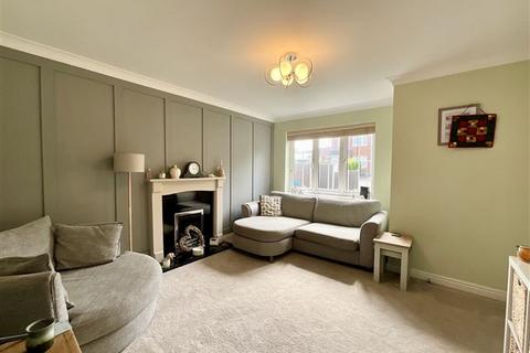 3 bedroom semi-detached house for sale, Grange Farm Drive, Aston, Sheffield, S26 2GY