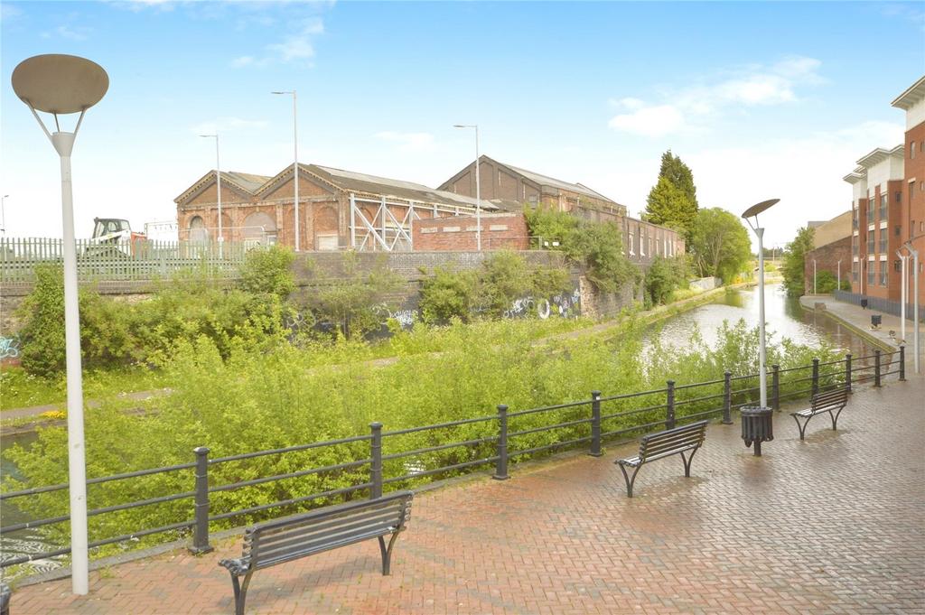 Canal Walk To Rear