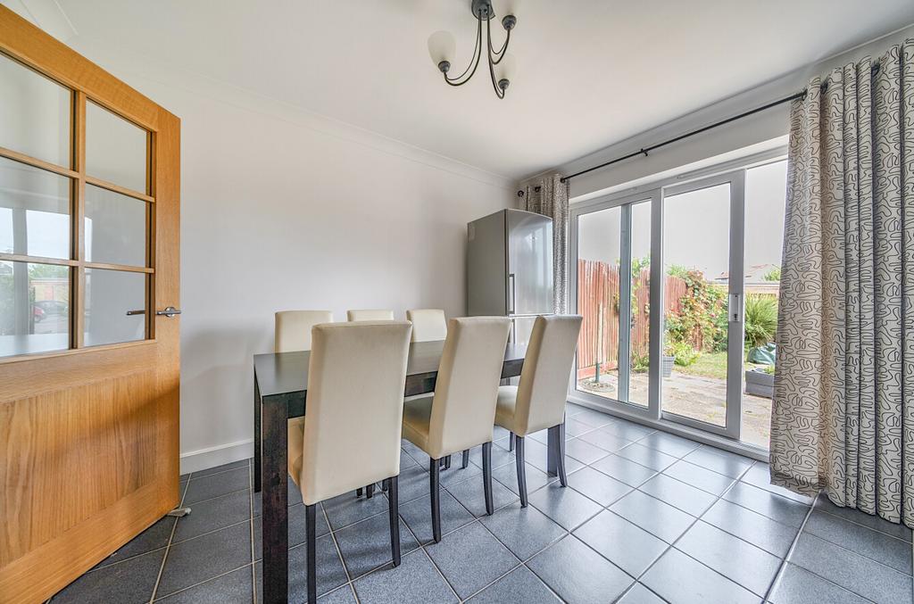 19-681b92fa99c28-...