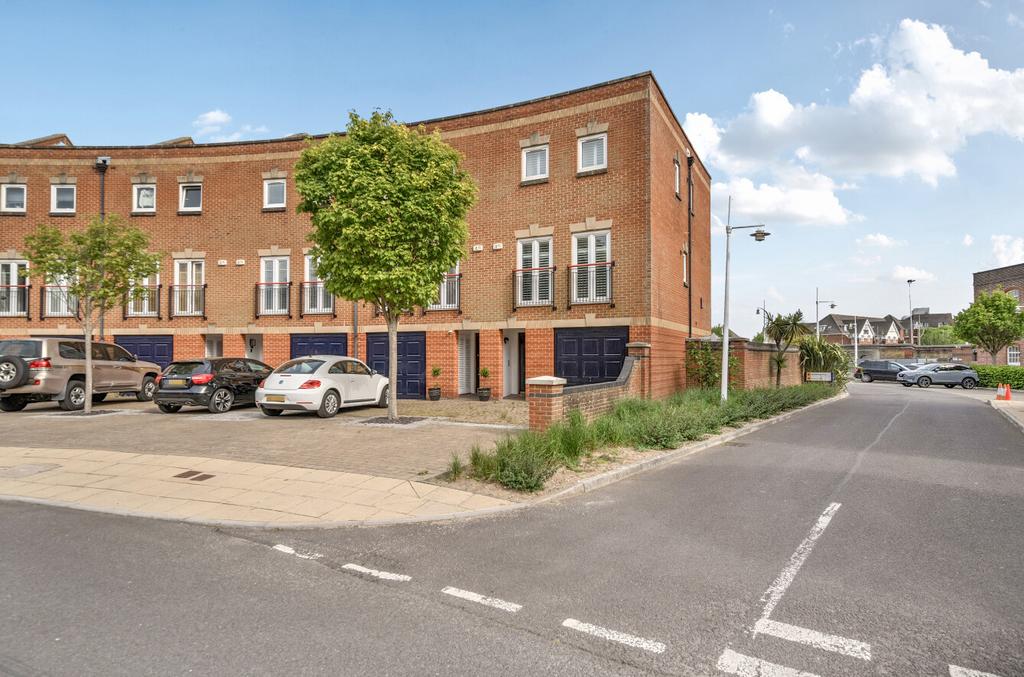 20-681b92ffde379-...