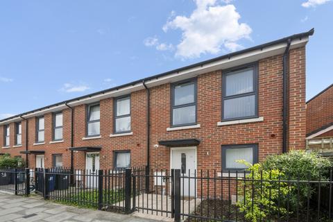 19 Potters Road, Southall, UB2 4AS