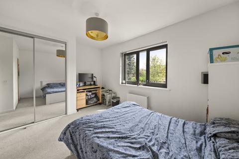 19 Potters Road, Southall, UB2 4AS