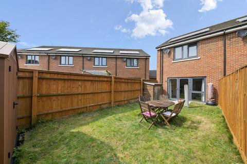 19 Potters Road, Southall, UB2 4AS