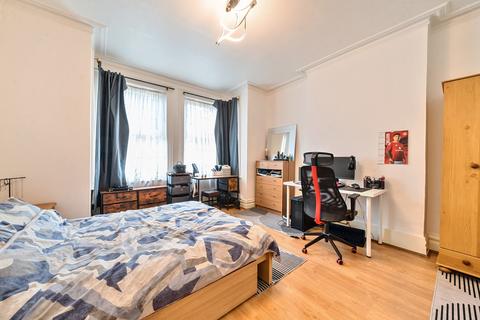 66 Kingsdown Avenue, Ealing, London, W13 9PT