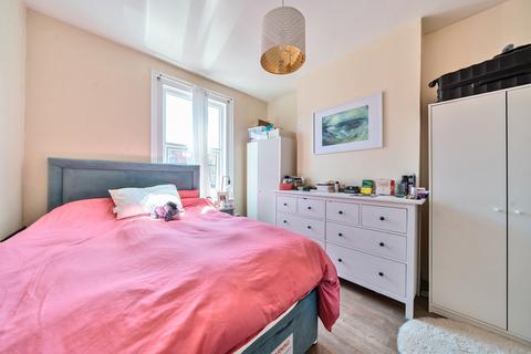 66 Kingsdown Avenue, Ealing, London, W13 9PT