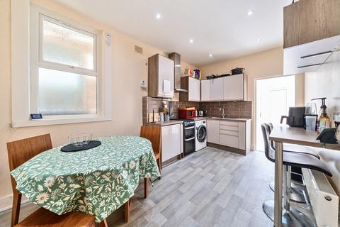 66 Kingsdown Avenue, Ealing, London, W13 9PT