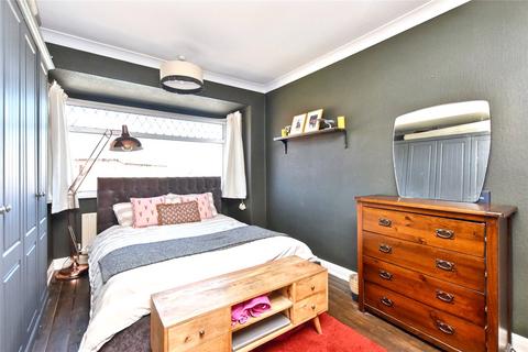 54 Aston Crescent, Leeds, LS13 2DZ